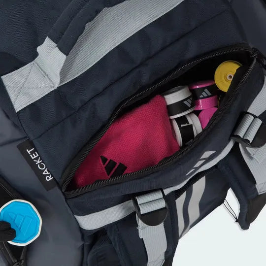 paletero adidas azul marino 2025 con capacidad para 4 palas y ropa de pádel