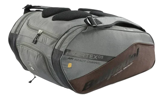raquetero bullpadel vertex 03 con compartimento térmico para raquetas y asas ergonómicas