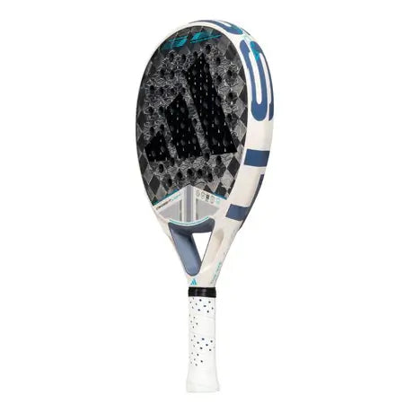 pala padel adidas 2025 cross it light martita ortega con diseño ergonómico