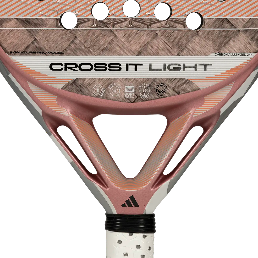 adidas cross it light con peso optimizado para mayor maniobrabilidad