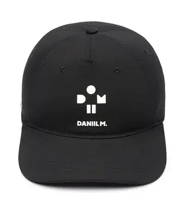 gorra lacoste negra unisex edición medvedev con visera curva