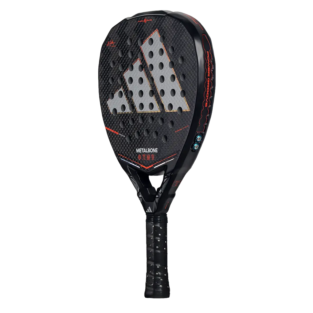 pala de pádel metalbone 2026 vista frontal con logo adidas dorado