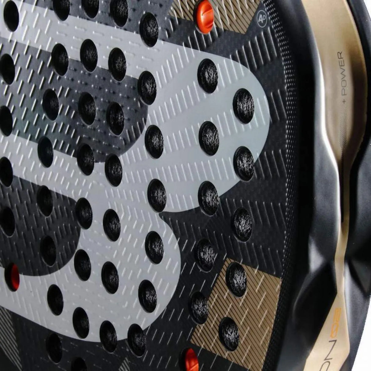 pala híbrida bullpadel neuron 02 con peso personalizable y smart holes