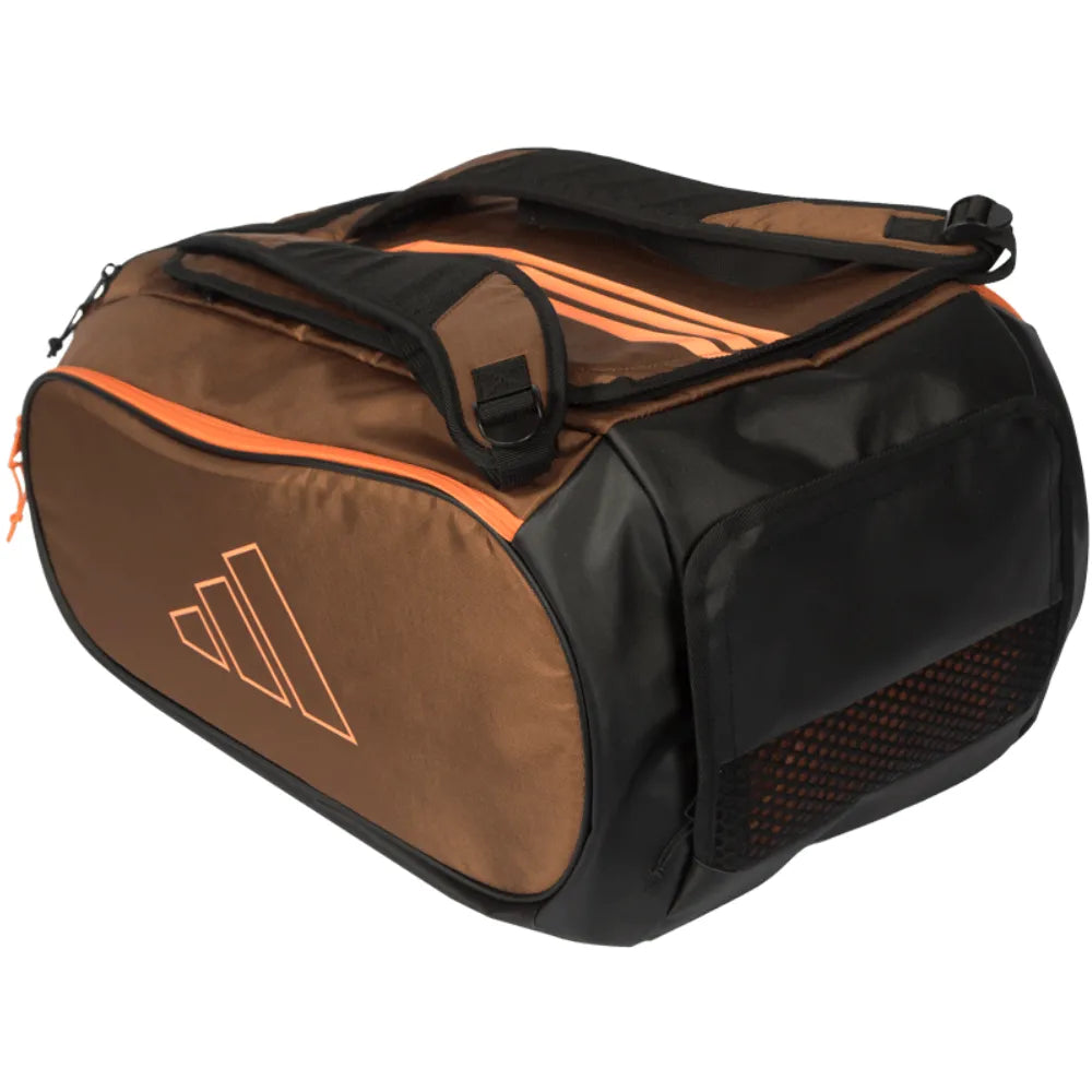 paletero padel adidas pro tour bronze con compartimento central amplio para accesorios padel