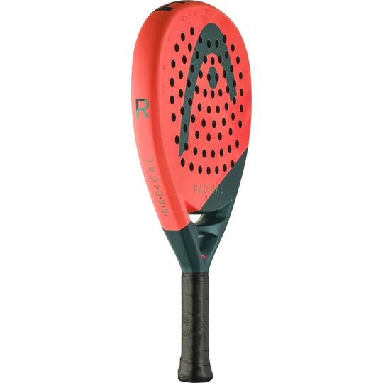 pala padel Head Radical Team 2026 perfil lateral con balance bajo para maniobrabilidad en cancha pádel