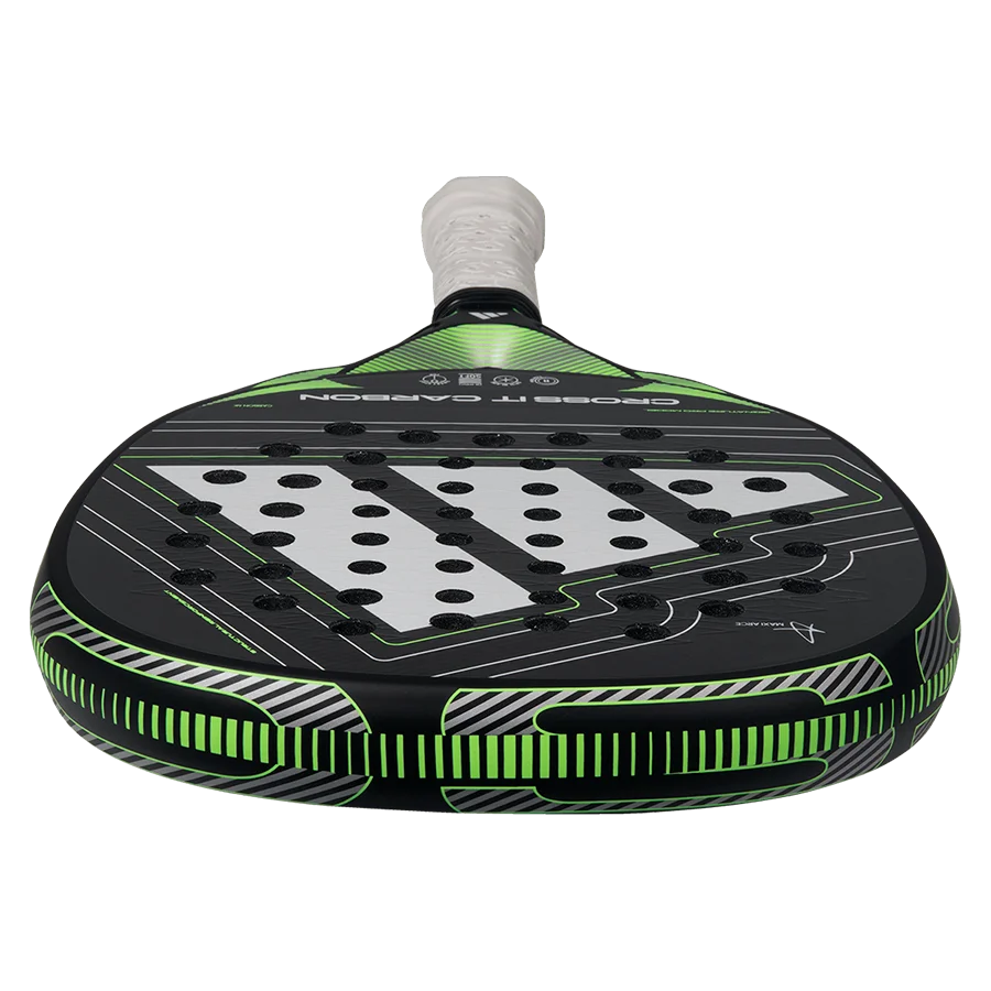 raqueta adidas cross it carbon con puente reforzado y líneas aerodinámicas