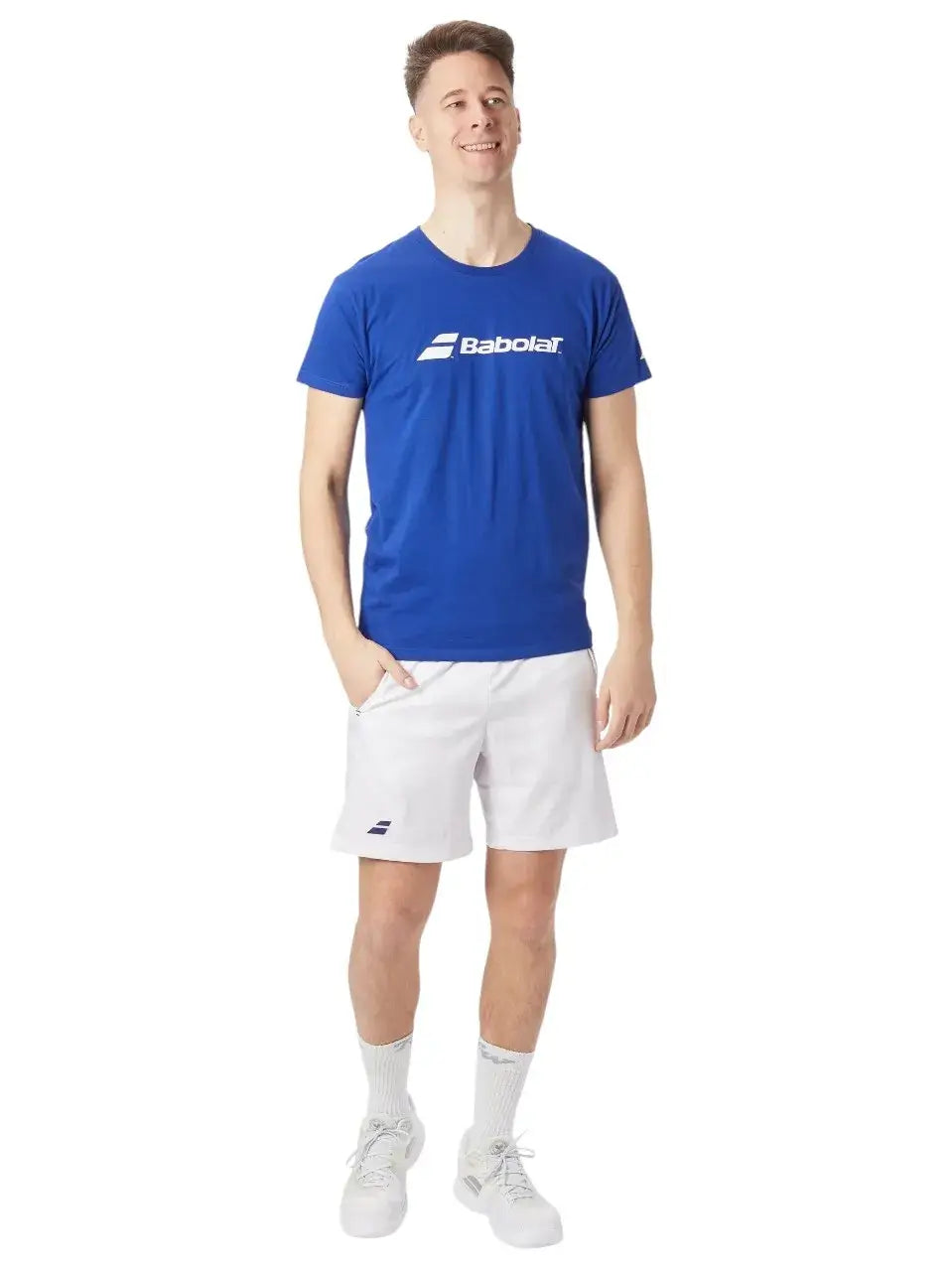 short babolat play blanco con bolsillos amplios para pelotas de pádel