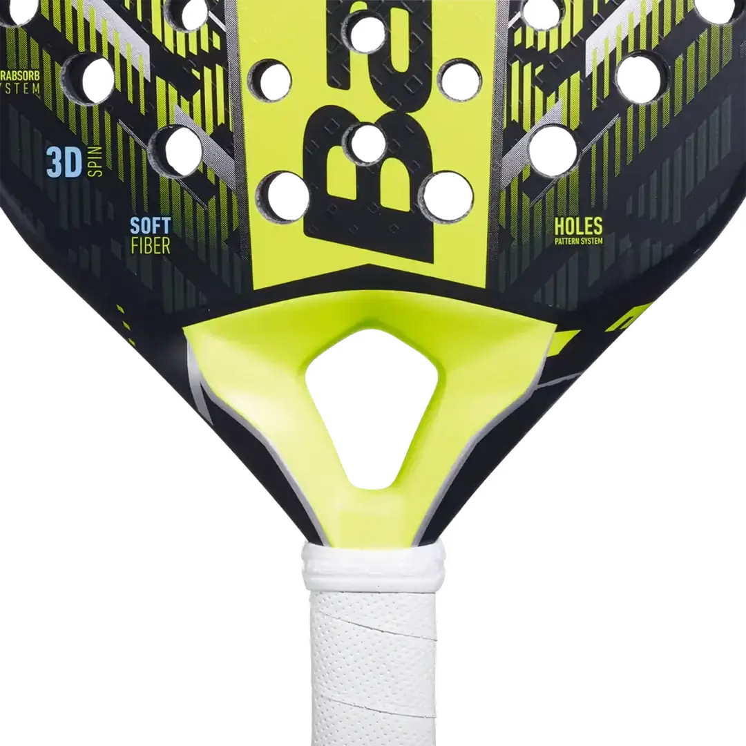 diseño moderno babolat counter vertuo 2025 con carbono en marco