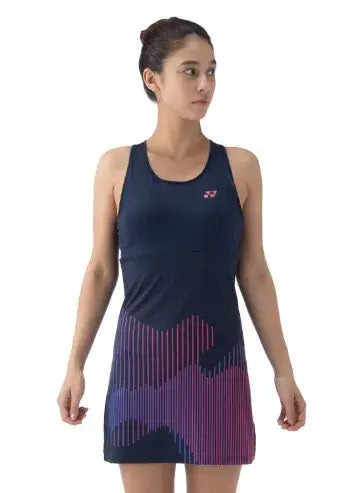 vestido deportivo yonex mujer azul marino con estampado rosa y morado