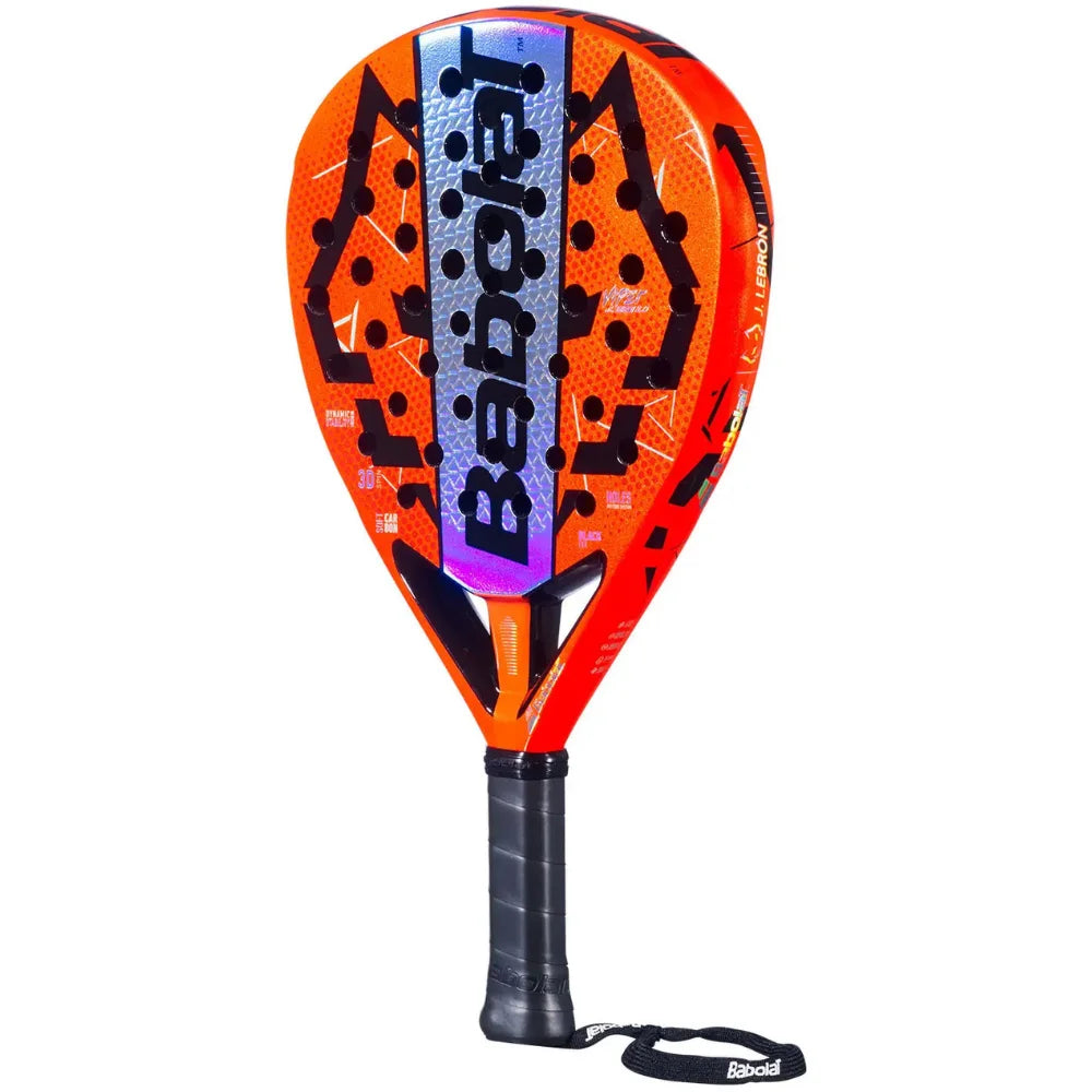 pala padel babolat viper soft con superficie rugosa y perforada