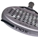 Pala Nox AT10 Genius 18K Alum 2027 Agustín Tapia para Pádel