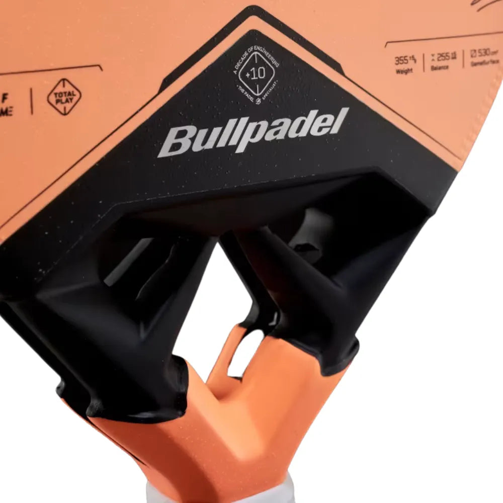 Pala Bullpadel Vertex 05 W Delfi Brea 2027 para Pádel