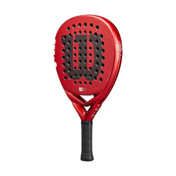 raqueta de padel wilson bela pro con acabado rojo brillante y perforado central