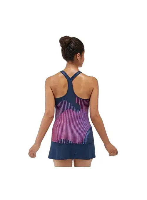 blusa yonex mujer azul marino con diseño fucsia y logo frontal