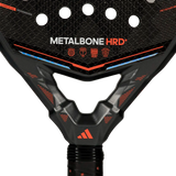 raqueta adidas metalbone hrd con superficie de carbono 16k aluminizado