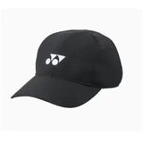 gorra yonex negra con logo blanco bordado y cierre ajustable trasero