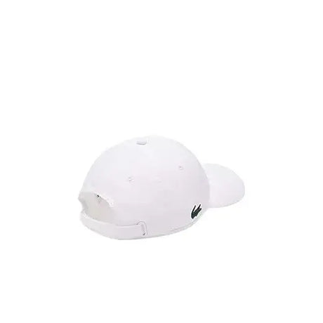 gorra lacoste deportiva blanca con ajuste trasero y visera curva