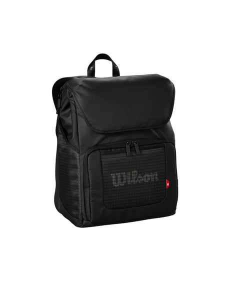 mochila pádel wilson negra pro staff con bolsillo frontal y logo visible