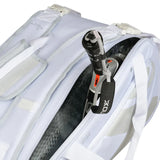 paletero noxpadel at10 team blanco con pala dentro compartimento termico thermo tech