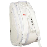 bolsa deportiva nox blanca con organización interna para ropa y palas de padel