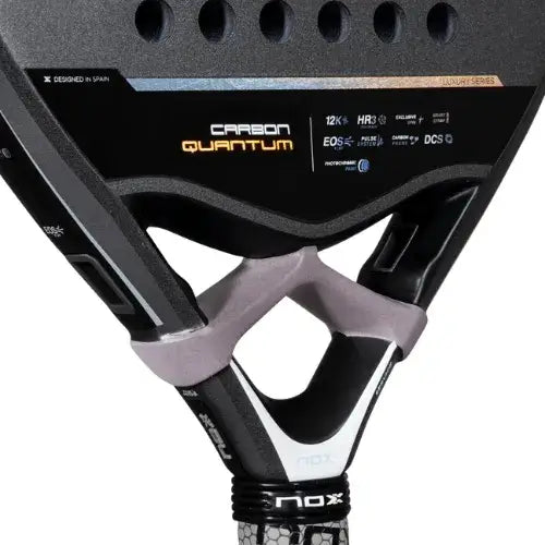 pala padel nox carbon quantum 2024 potencia y control con carbono 12k