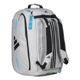 bolso adidas protour blanco roto con asas y correas acolchadas para fácil transporte