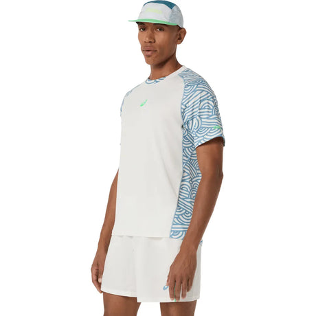 camiseta asics padel court all over print ss top hombre color cream saba blue con estampado gráfico para padel deporte