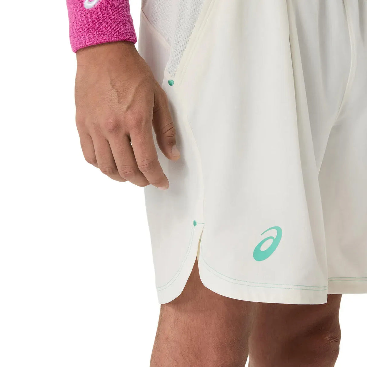 shorts tenis asics game 7in hombre cream con bolsillos para pelotas tenis y diseño deportivo